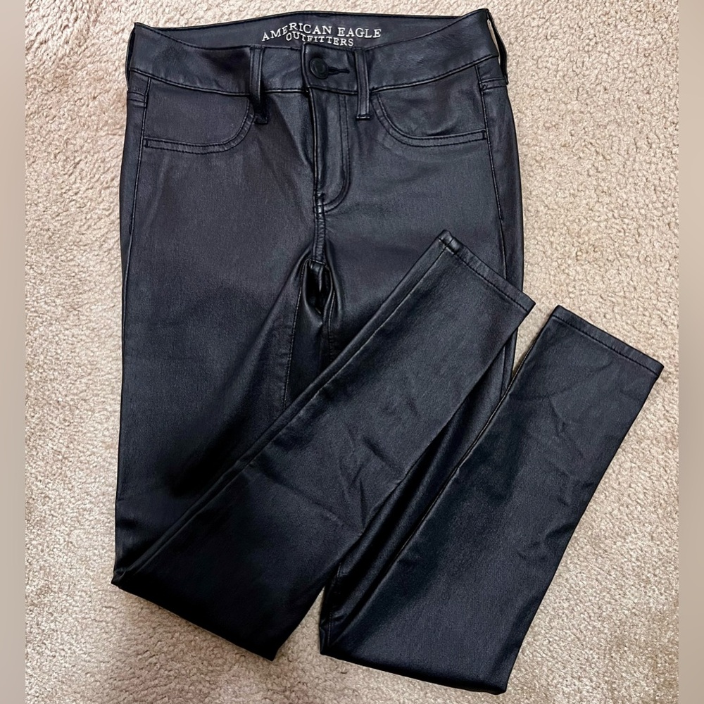 American Eagle Black Faux Leather Jegging – Size 2 Regular (NWT)